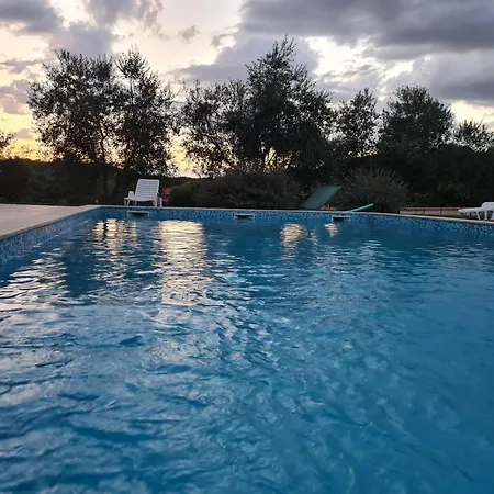 빌라 Seherzada 풀라