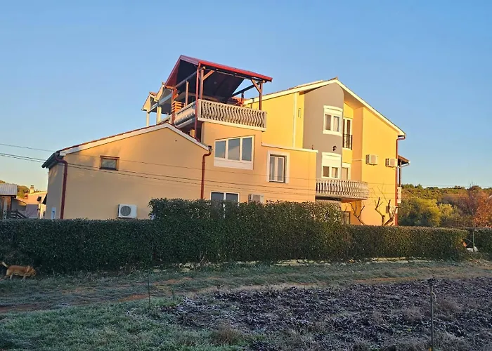 Seherzada Villa Pula